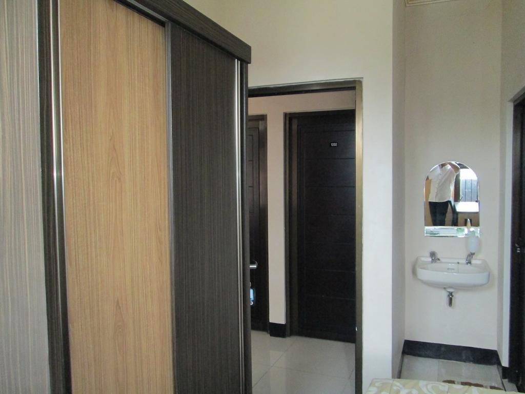 Allure Guest House Bandung Zimmer foto