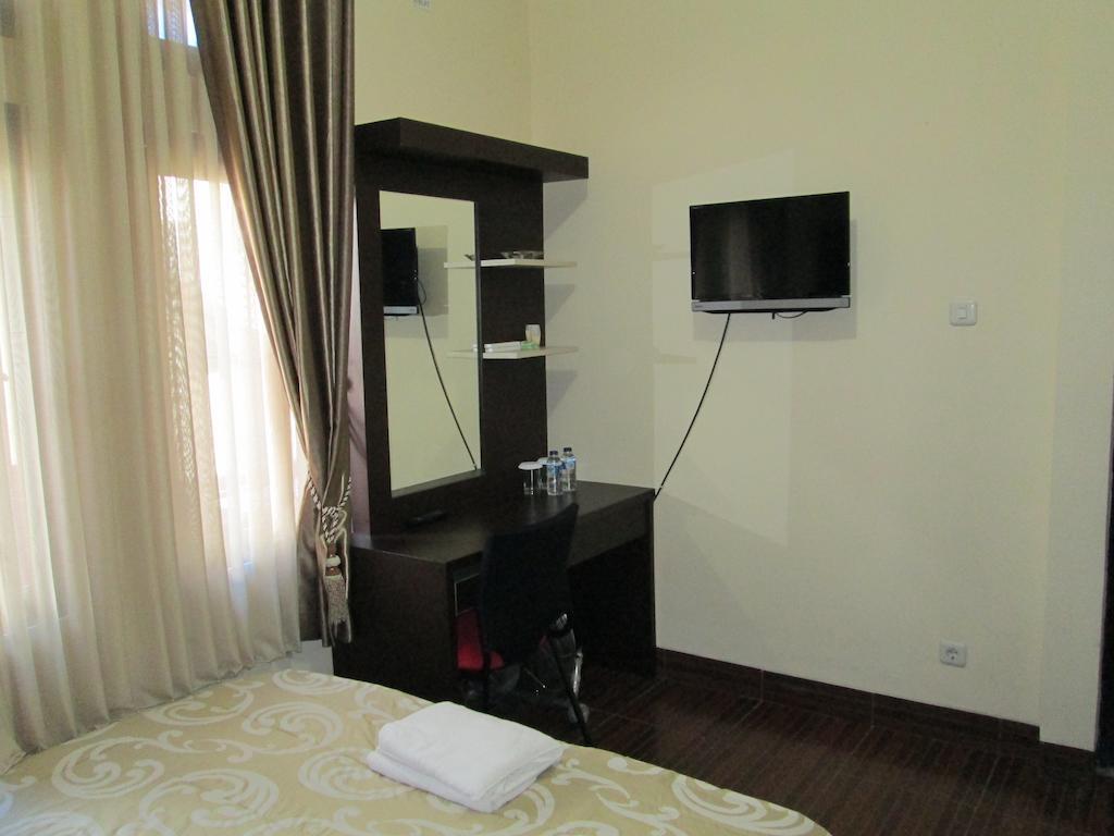 Allure Guest House Bandung Zimmer foto